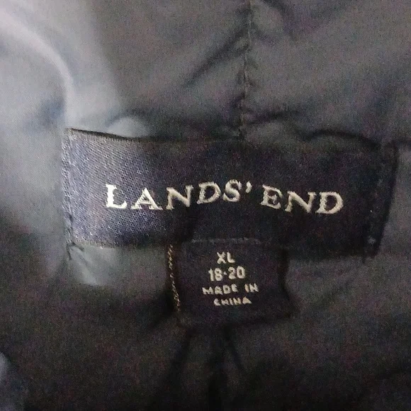 Unisex lands end puffer vest - Picture 2 of 10